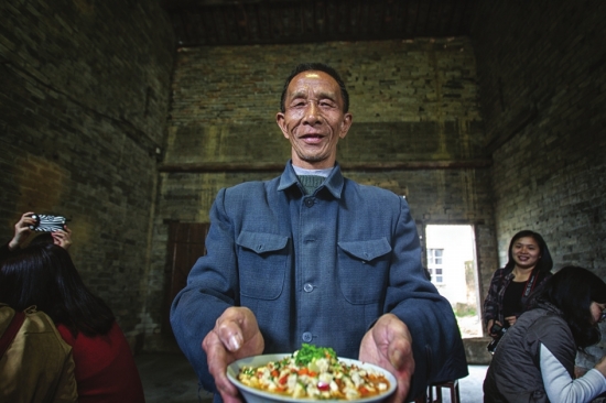 3��26�գ�ƽ�����¸۴壬���ش�������Ʒ��������ɫ�ġ�ƽ��ʮ���롱��ͼ/�����ŵ�