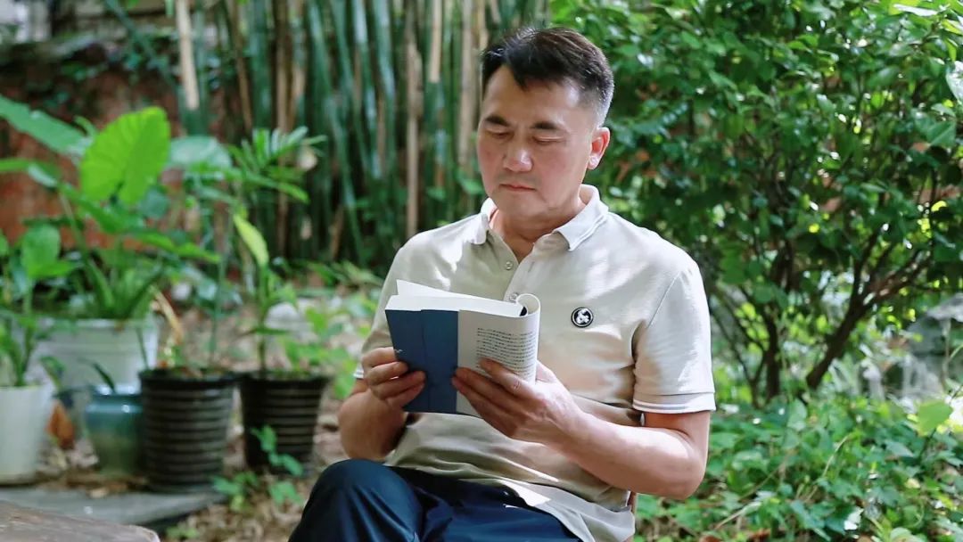 “30多年磨一书”，彭东明书写这个时代的最强音！
