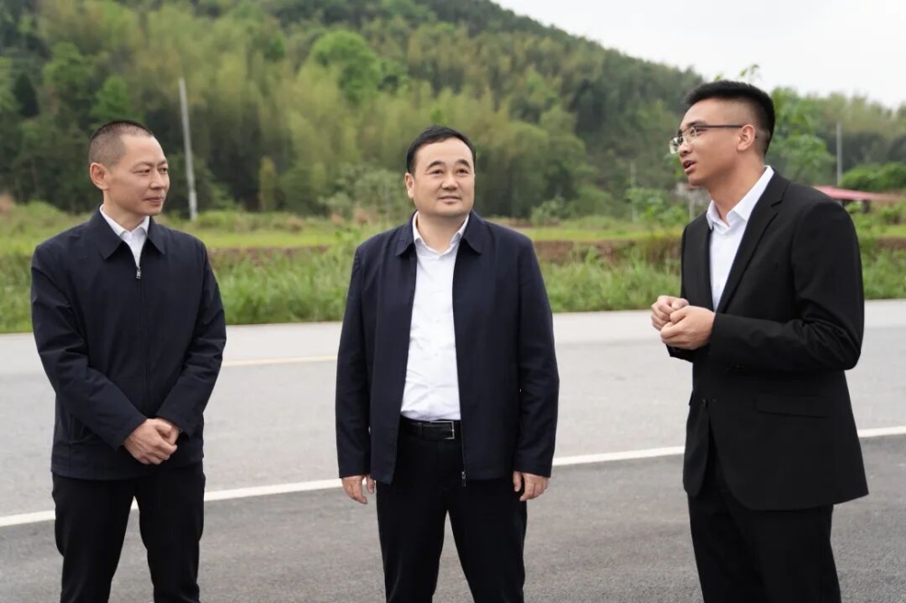 �����ʵ�������ж�����ǰ�ص㹤��